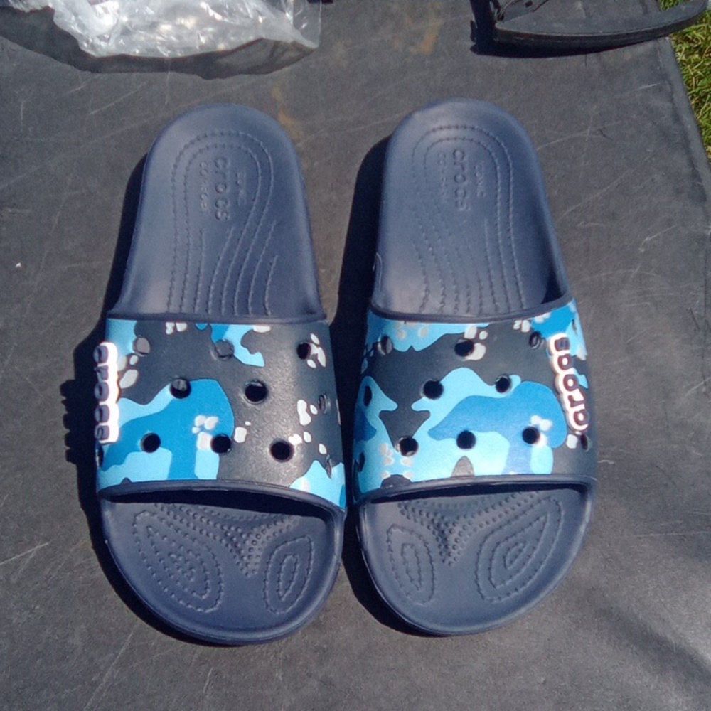 Crocs - ‘Blue Camouflage’ Classic Slide Sandals. SZ: (woman) ,10.,Men(8)